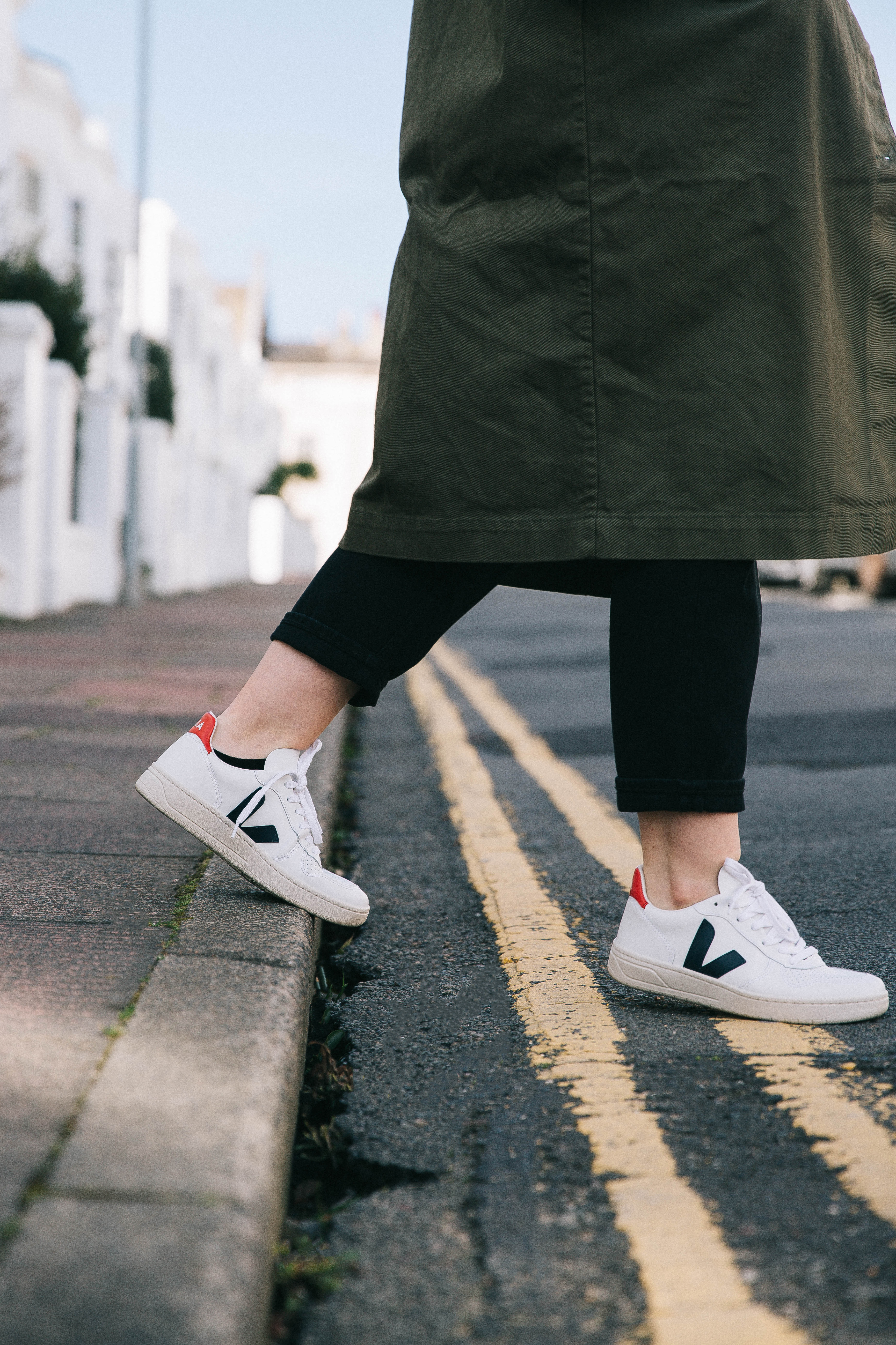 veja trainers outfit